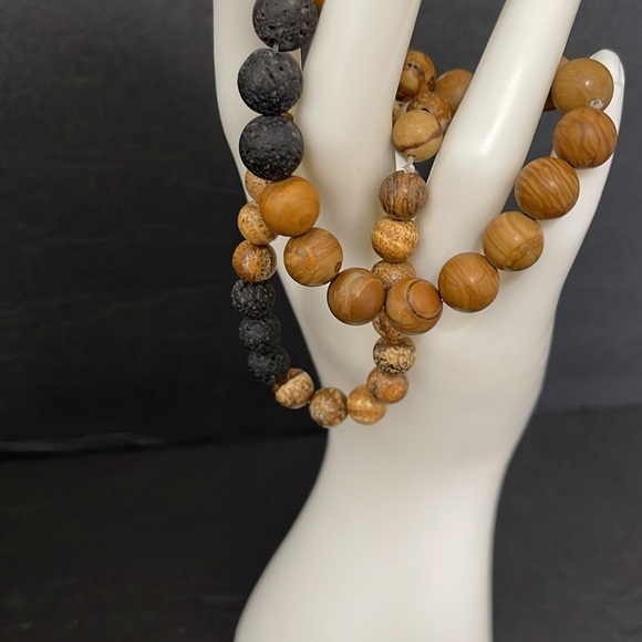 MENS BROWN AND BLACK GLASS BEADED BRACELETS - Picture 4 of 4